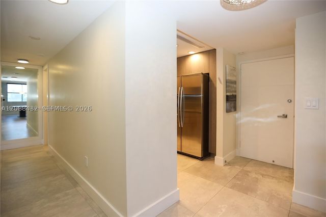 300 Bayview Dr 216, Sunny Isles Beach, FL 33160