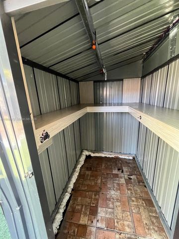 6701 NW 166th Ter 101, Miami Lakes, FL 33014