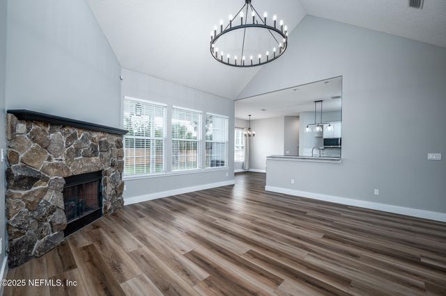 13147 HAMMOCK Circle N, Jacksonville, FL 32225