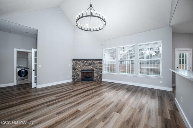 13147 HAMMOCK Circle N, Jacksonville, FL 32225