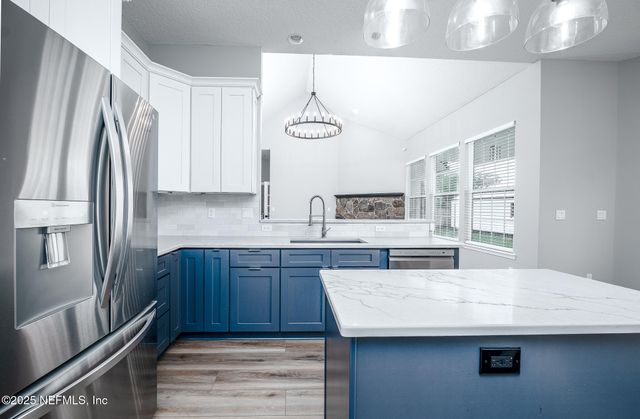 13147 HAMMOCK Circle N, Jacksonville, FL 32225