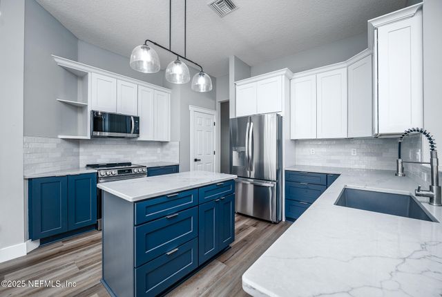 13147 HAMMOCK Circle N, Jacksonville, FL 32225