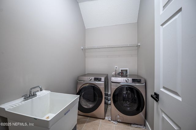 13147 HAMMOCK Circle N, Jacksonville, FL 32225