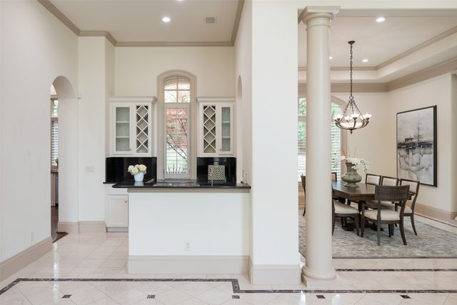 6807 Wander Place, Dallas, TX 75230
