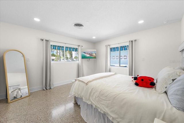 1019 MANDALAY AVENUE, Clearwater Beach, FL 33767