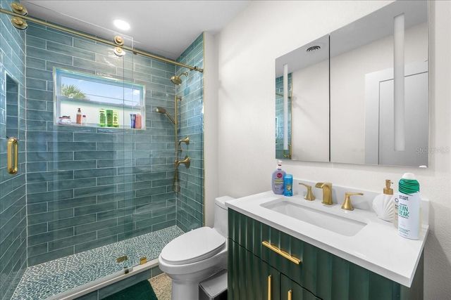 1019 MANDALAY AVENUE, Clearwater Beach, FL 33767