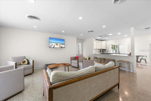 1019 MANDALAY AVENUE, Clearwater Beach, FL 33767