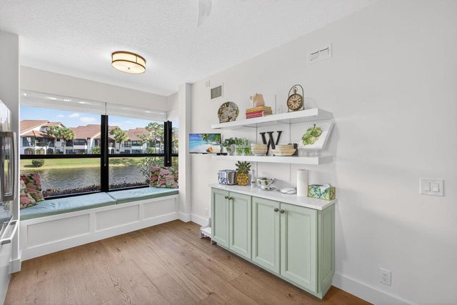 16000 W Bay Drive 157, Jupiter, FL 33477