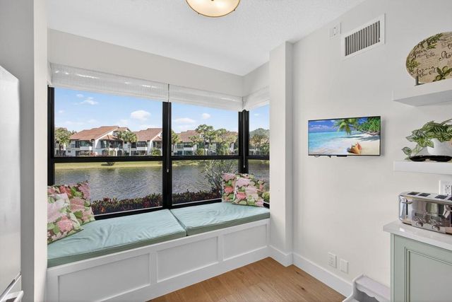 16000 W Bay Drive 157, Jupiter, FL 33477