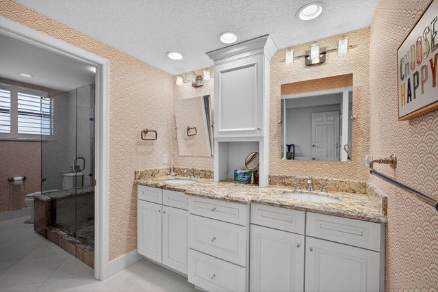 16000 W Bay Drive 157, Jupiter, FL 33477