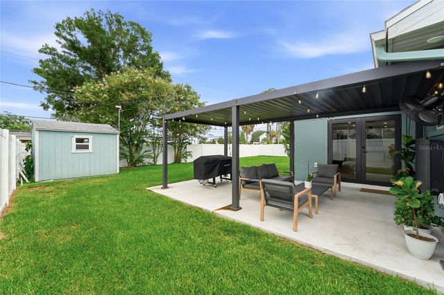6241 TANGLEWOOD DRIVE NE, St Petersburg, FL 33702
