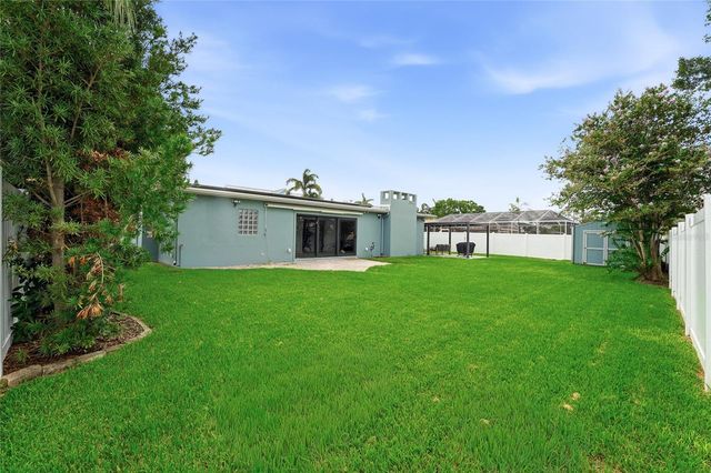 6241 TANGLEWOOD DRIVE NE, St Petersburg, FL 33702