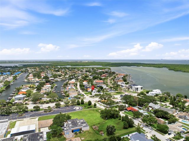 6241 TANGLEWOOD DRIVE NE, St Petersburg, FL 33702