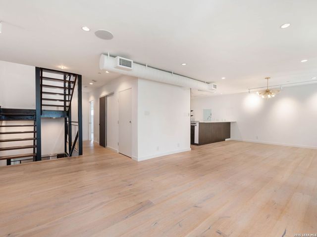 305 Joliet Ave Apt C, San Antonio, TX 78209