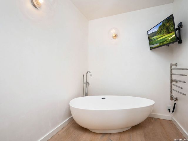 305 Joliet Ave Apt C, San Antonio, TX 78209