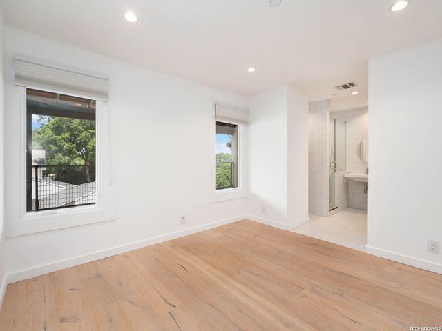 305 Joliet Ave Apt C, San Antonio, TX 78209