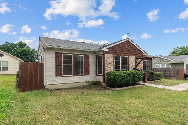 109 S 1st Street, Godley, TX 76044