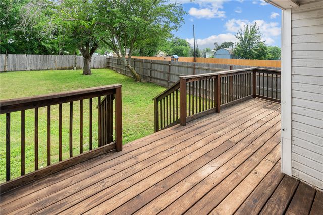 109 S 1st Street, Godley, TX 76044