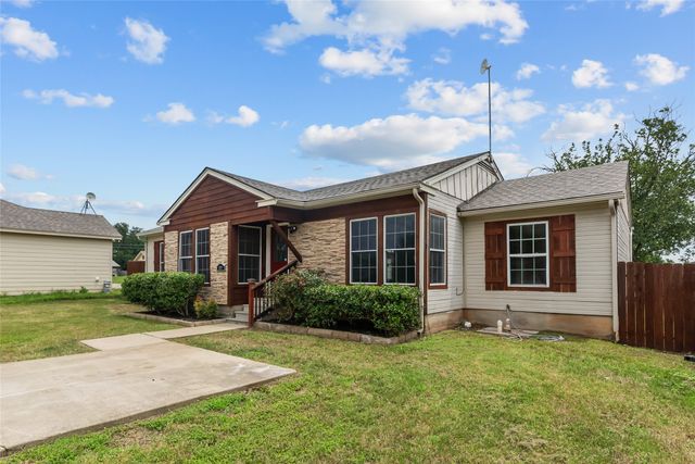 109 S 1st Street, Godley, TX 76044