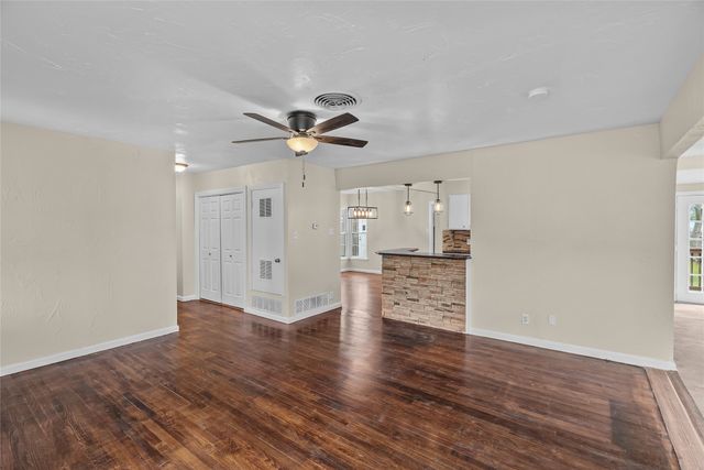 109 S 1st Street, Godley, TX 76044