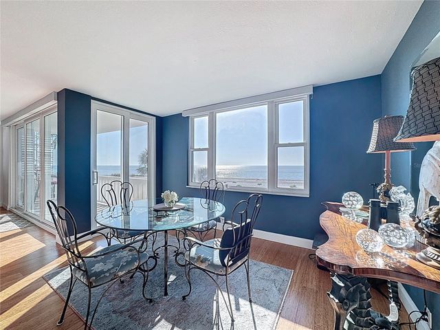 1100 TARPON CENTER DRIVE 301, Venice, FL 34285