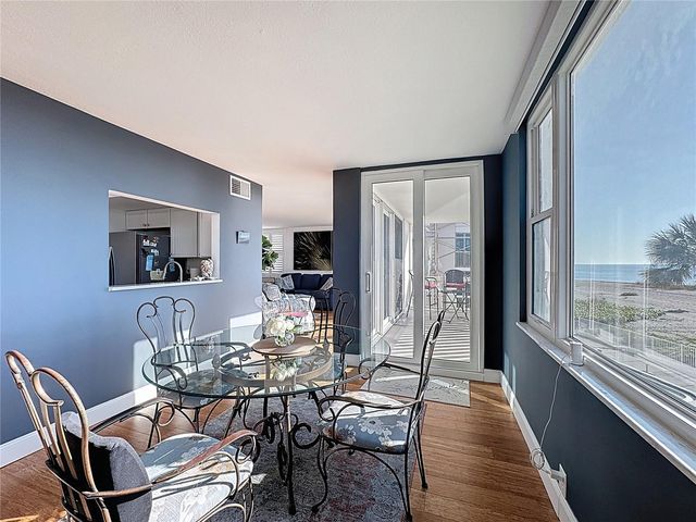 1100 TARPON CENTER DRIVE 301, Venice, FL 34285