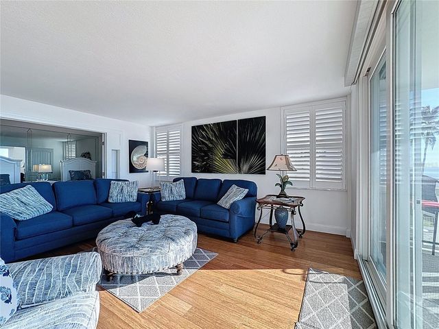 1100 TARPON CENTER DRIVE 301, Venice, FL 34285