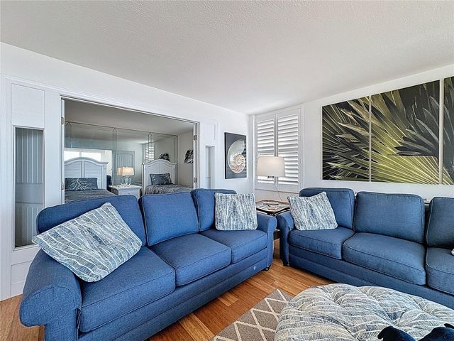 1100 TARPON CENTER DRIVE 301, Venice, FL 34285