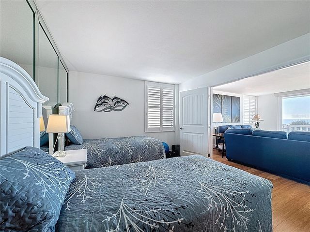 1100 TARPON CENTER DRIVE 301, Venice, FL 34285