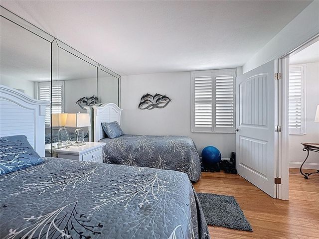 1100 TARPON CENTER DRIVE 301, Venice, FL 34285