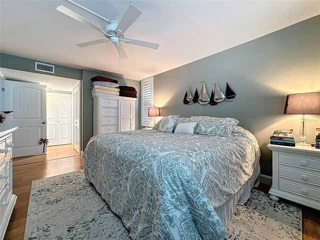 1100 TARPON CENTER DRIVE 301, Venice, FL 34285