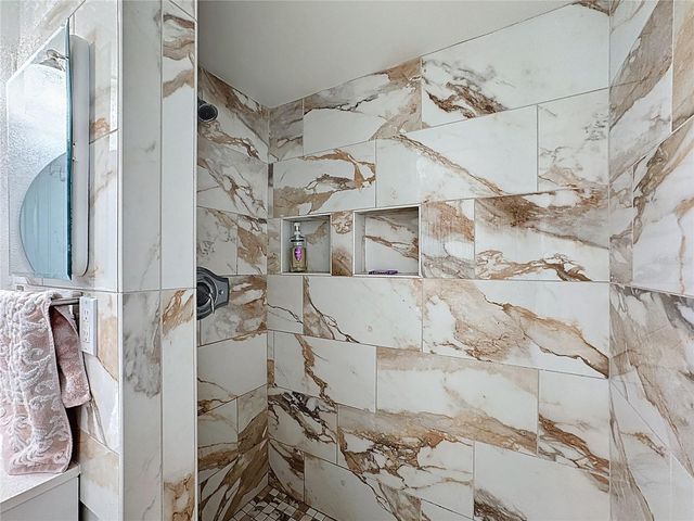 1100 TARPON CENTER DRIVE 301, Venice, FL 34285