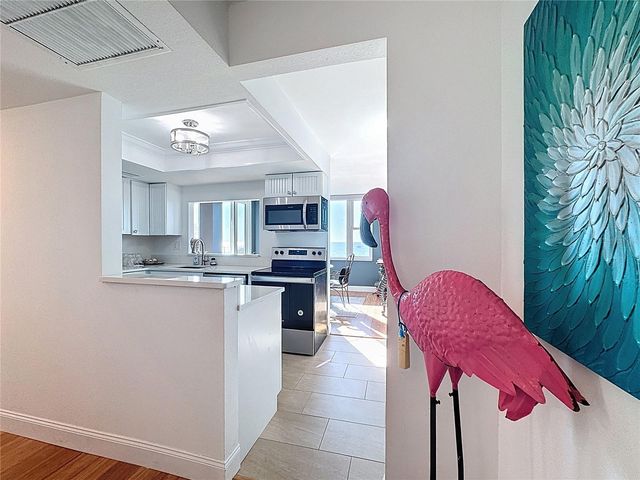 1100 TARPON CENTER DRIVE 301, Venice, FL 34285