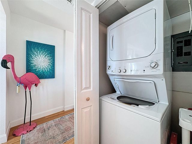 1100 TARPON CENTER DRIVE 301, Venice, FL 34285