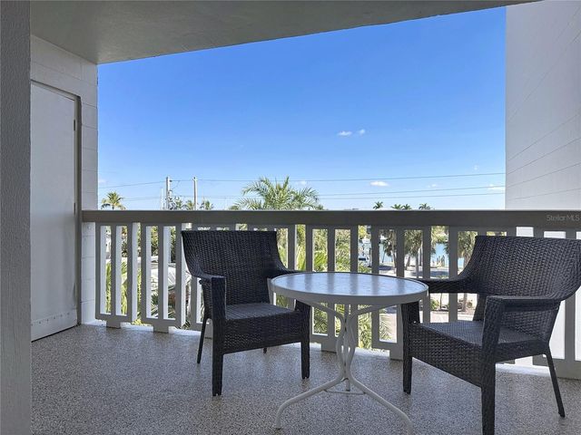 1100 TARPON CENTER DRIVE 301, Venice, FL 34285