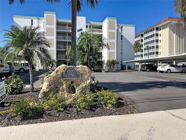 1100 TARPON CENTER DRIVE 301, Venice, FL 34285