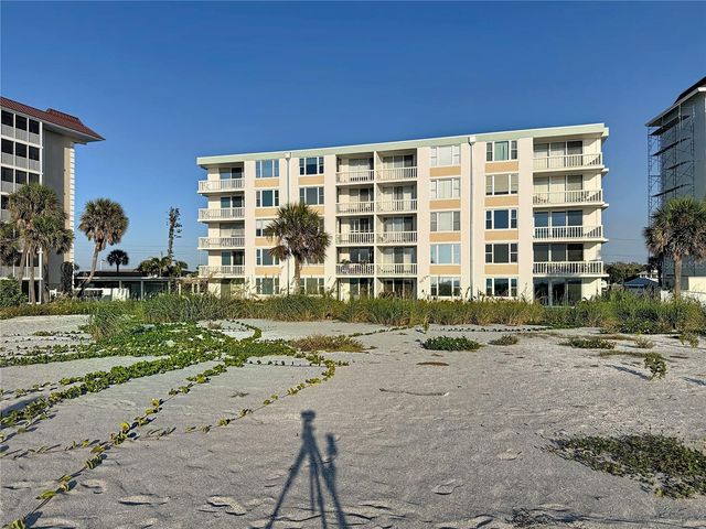 1100 TARPON CENTER DRIVE 301, Venice, FL 34285