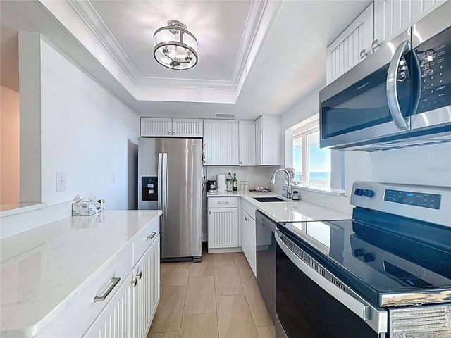 1100 TARPON CENTER DRIVE 301, Venice, FL 34285