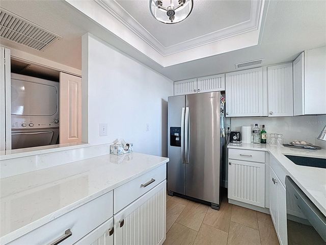 1100 TARPON CENTER DRIVE 301, Venice, FL 34285