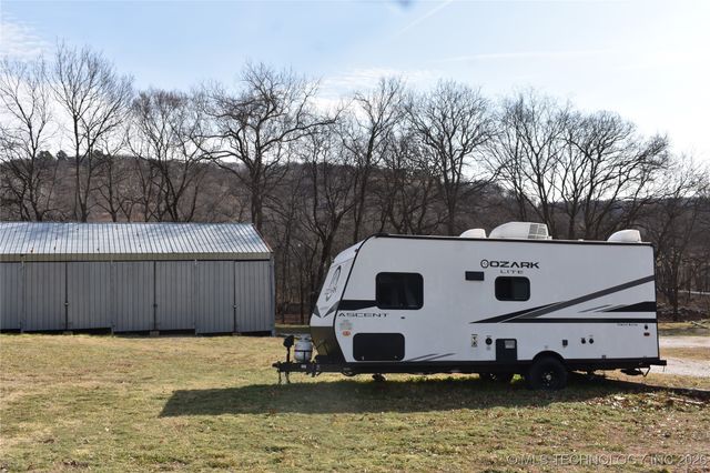 19002 W Woodhaven Drive, Cookson, OK 74427