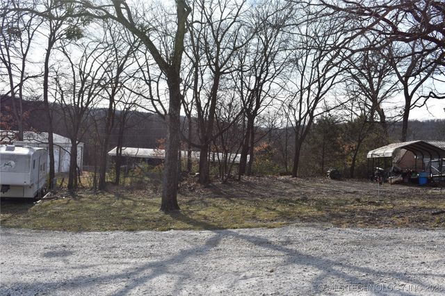 19002 W Woodhaven Drive, Cookson, OK 74427