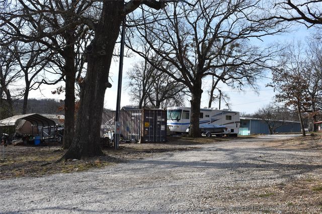 19002 W Woodhaven Drive, Cookson, OK 74427