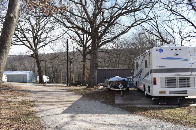 19002 W Woodhaven Drive, Cookson, OK 74427