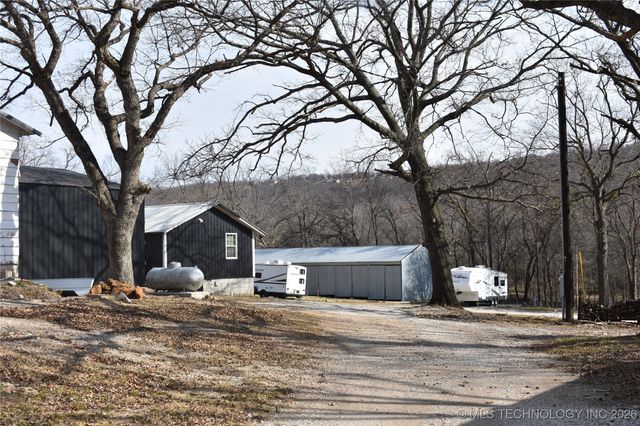 19002 W Woodhaven Drive, Cookson, OK 74427