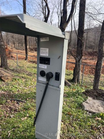 19002 W Woodhaven Drive, Cookson, OK 74427