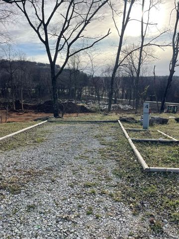 19002 W Woodhaven Drive, Cookson, OK 74427