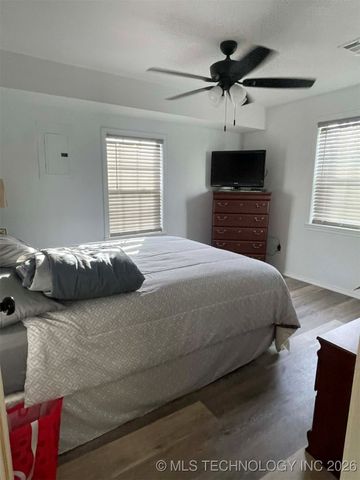 19002 W Woodhaven Drive, Cookson, OK 74427