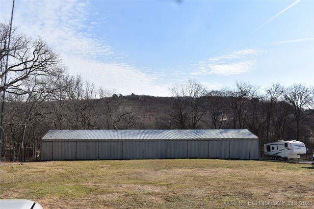 19002 W Woodhaven Drive, Cookson, OK 74427