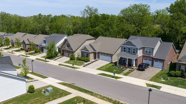 258 Telavera Dr, White House, TN 37188