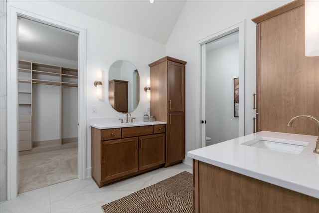 18284 Baxter Place, Clive, IA 50325